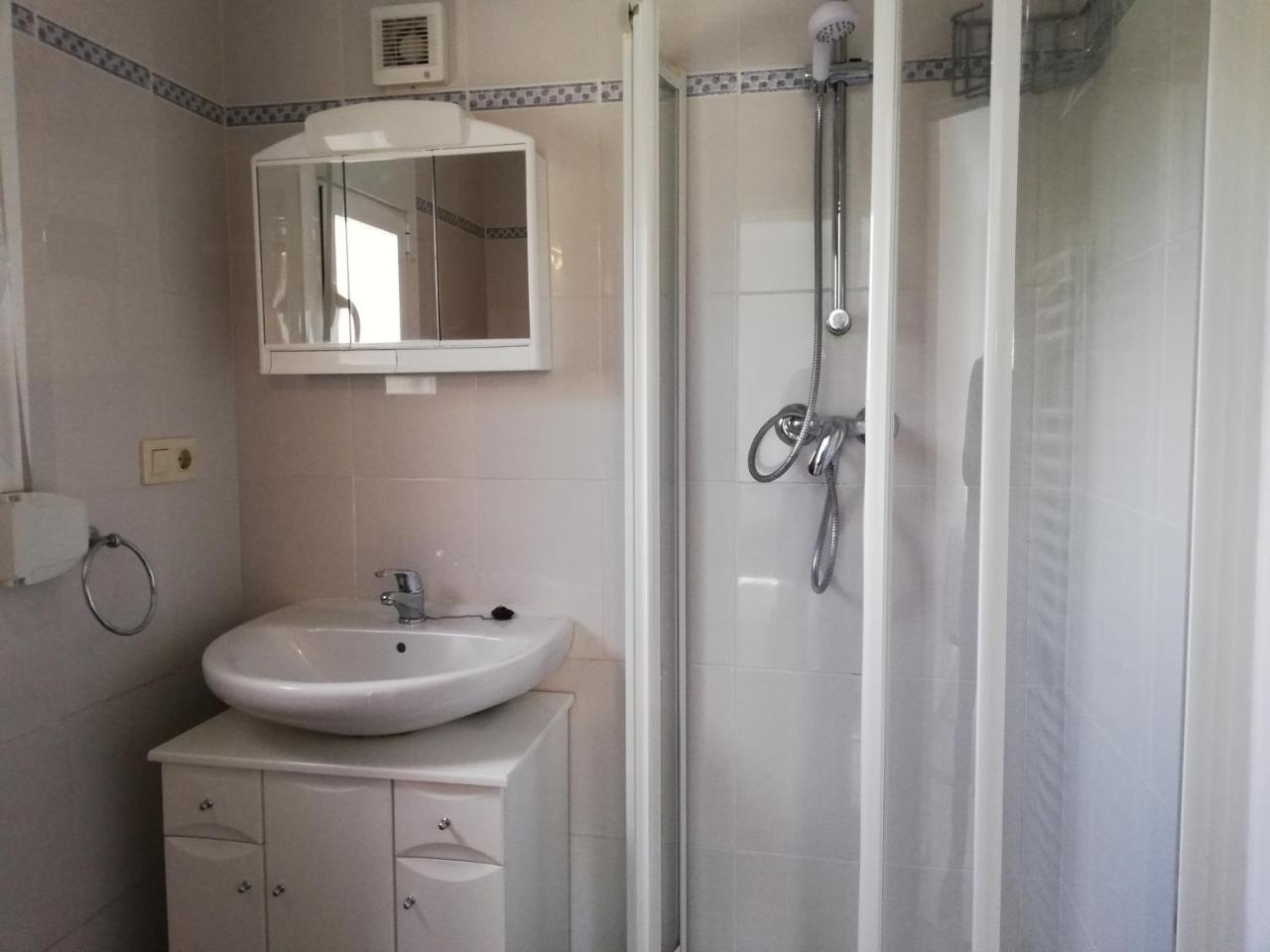 Adel Locdenia Villa Els Poblets Bagian luar foto